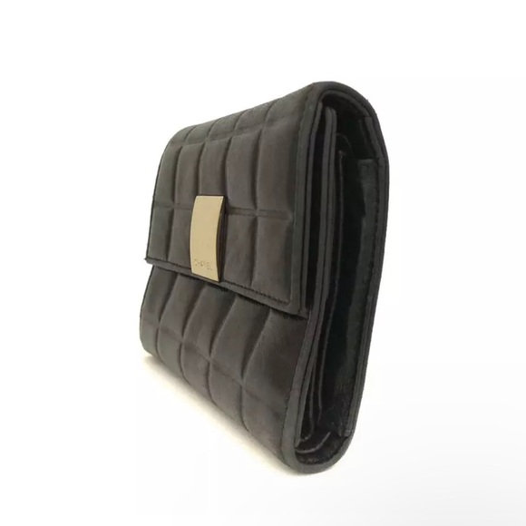 CHANEL Chocolate Bar Logo Leather Trifold
Wallet - Picture 3 of 10